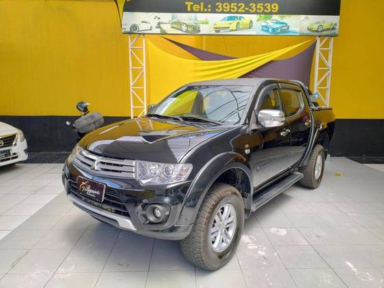MITSUBISHI L200 TRITON 3.2 HPE 4X4 CD 16V TURBO INTERCOOLER DIESEL 4P AUTOMÁTICO MITSUBISHI L200 TRITON 3.2 HPE 4X4 CD 16V TURBO INTERCOOLER DIESEL 4P AUTOMÁTICO